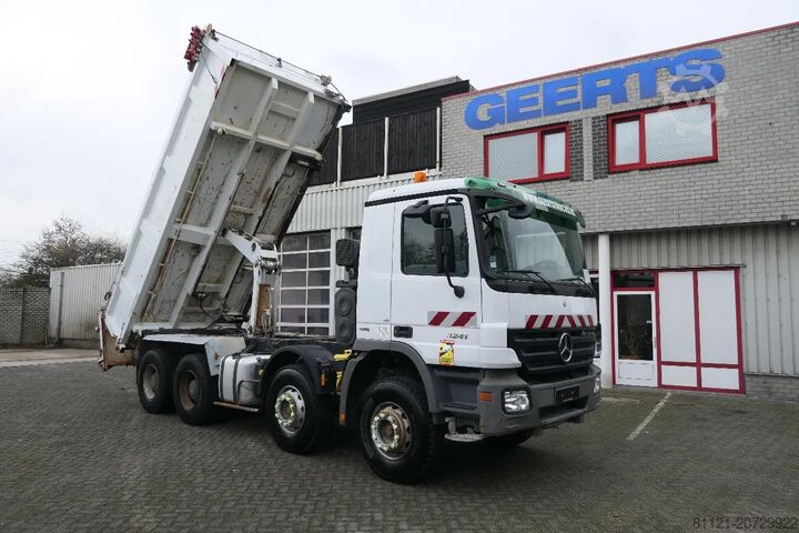شاحنة قلابة Mercedes-Benz Actros 3241 | 8X4 | 2 Side Tipper | 500737Km | ...
