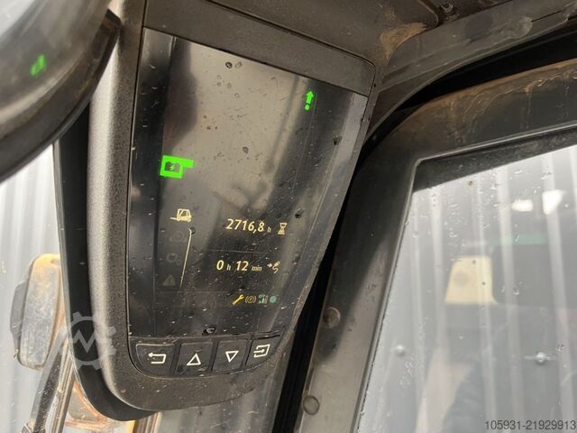 Electric 4-wheel forklift Linde E20PL-02