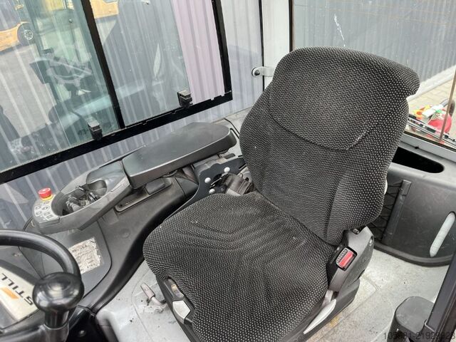 Electric 4-wheel forklift Still RX60-35