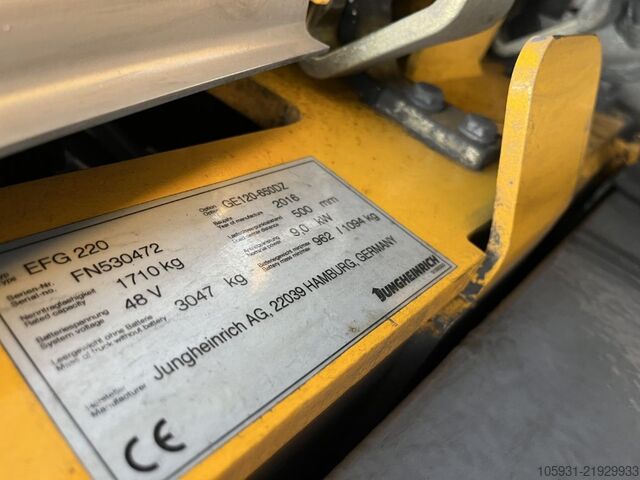 Electric 3-wheel forklift Jungheinrich EFG220
