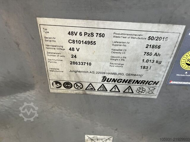 Electric 3-wheel forklift Jungheinrich EFG220