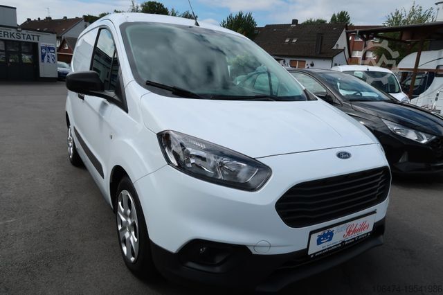Furgoneta FORD Transit Courier Trend