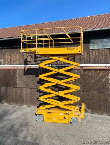 Saksinostin Haulotte Compact 12