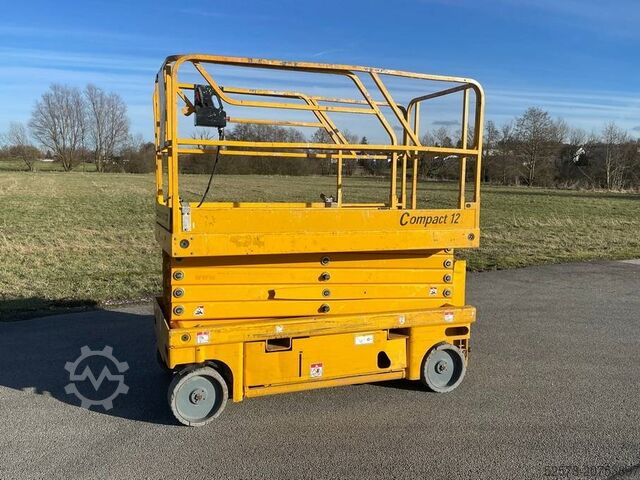 Saksinostin Haulotte Compact 12