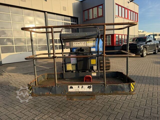 Teleskopisk plattform Aichi SR 12 C