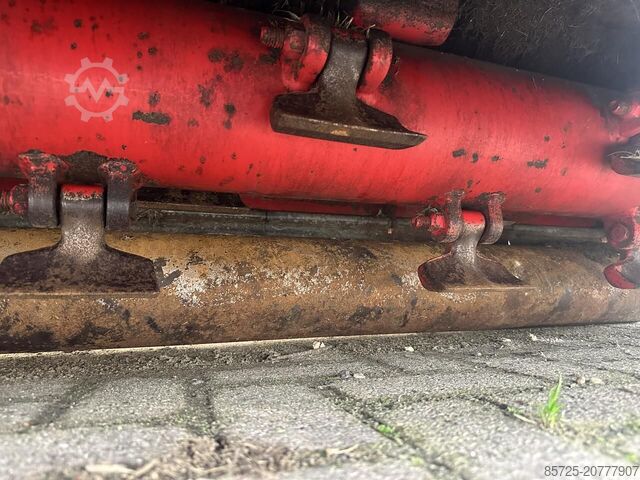 Mesin pemotong rumput  Hypermaster 250xl