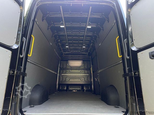 하이탑 밴 VOLKSWAGEN Crafter 35 L4H3 AHK RFK oh. Schäden