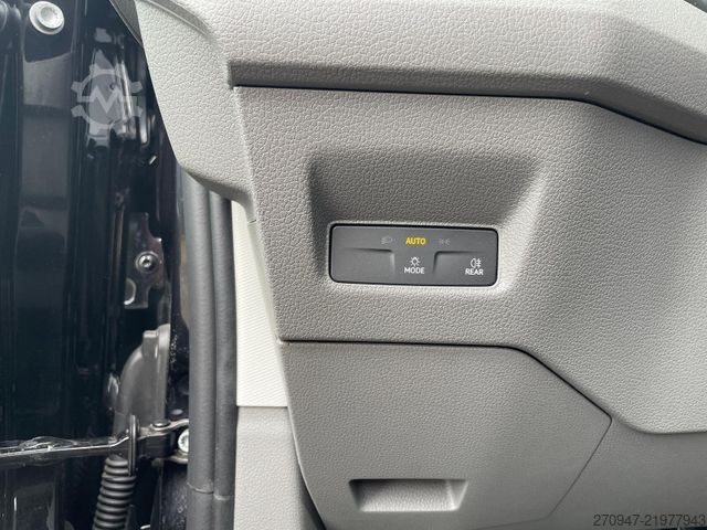 ऊंची छत वाली वैन VOLKSWAGEN Crafter 35 L4H3 NAVI AHK RFK oh. Schäden