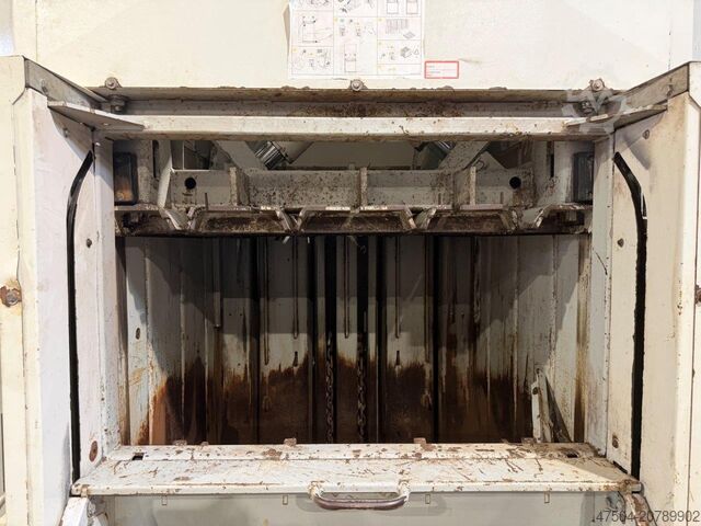 вертикальный пресс-подборщик HSM VL 600