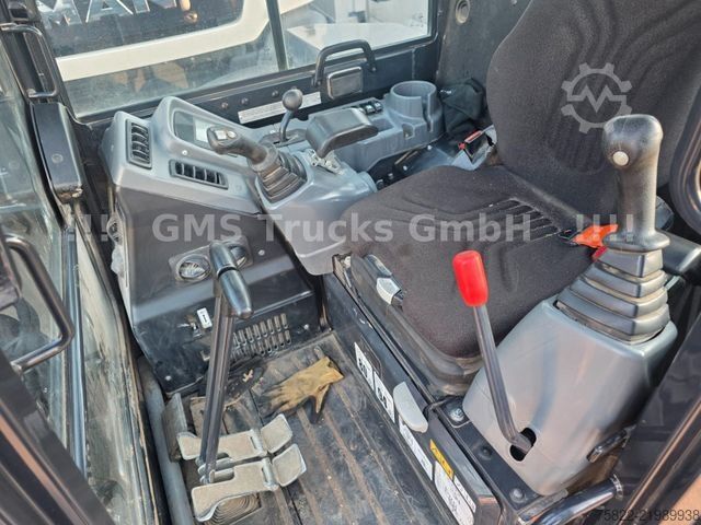 Minigrafa YANMAR VIO 50 - 6B / POWERTILT / 3 Löffel / D-Masch