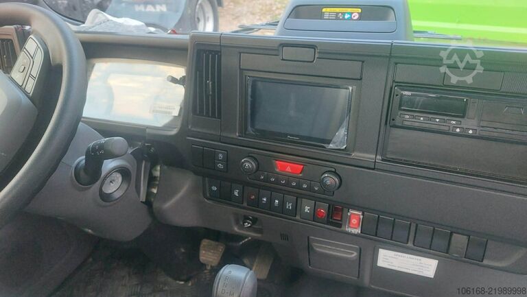 Telehoist konteinervežis Isuzu M30H 150 PS Abrollkipper