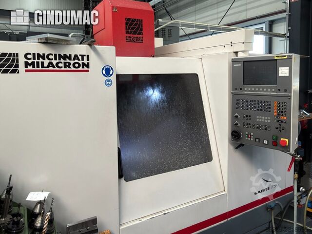  Cincinnati Milacron Sabre 750
