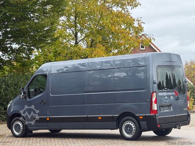 Dobozos furgon RENAULT Master 2,3 Dci Kasten L3H2 9.000 km Wie Neu!!