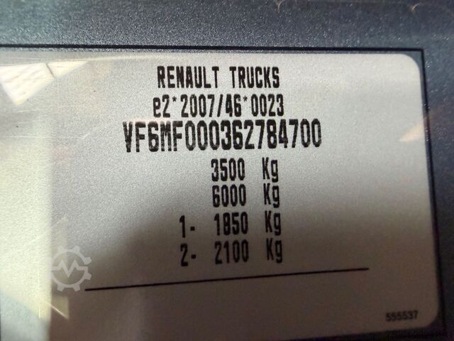 Dobozos furgon RENAULT Master 2,3 Dci Kasten L3H2 9.000 km Wie Neu!!