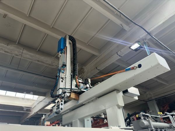 Máquina de moldeo por inyección Krauss Maffei KM 400-3000 GX Blue Power