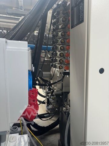 Máquina de moldeo por inyección Krauss Maffei KM 400-3000 GX Blue Power