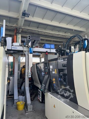 машина за шприцоване Engel Victory 330H/80V/160 combi Ecodrive