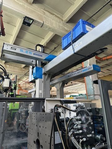 машина за шприцоване Engel Victory 330H/80V/160 combi Ecodrive