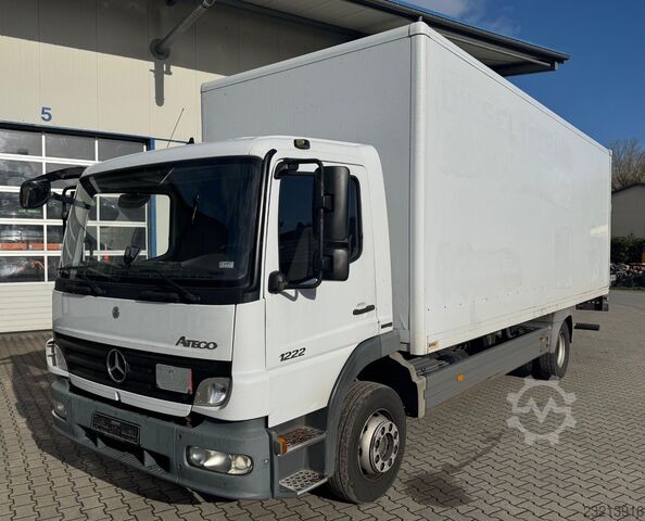 Vrachtwagen met bakwagen MERCEDES-BENZ Atego 1222 L 7m Koffer LBW 1.5t Klima