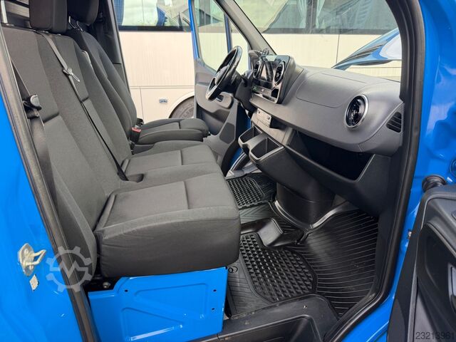 Фургон с высокой крышей MERCEDES-BENZ Sprinter 319 CDI V6 Automatik Klima LED AHK