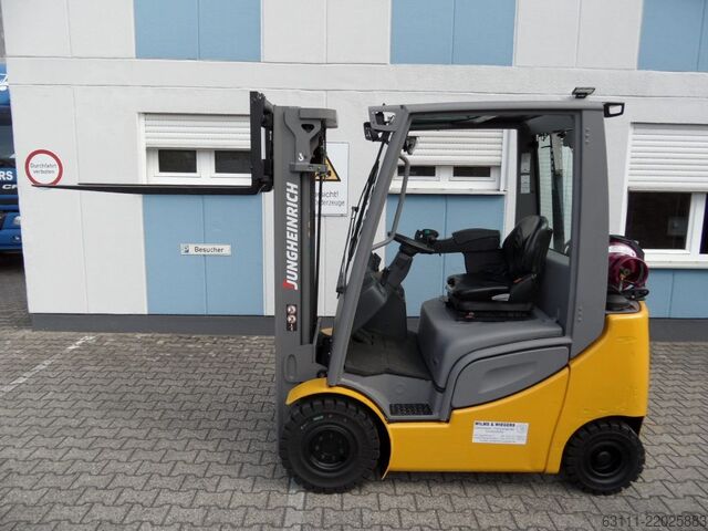 LPG Forklifts Jungheinrich TFG 316s - Triplex - Wetterschutz