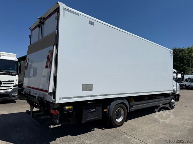냉동 트럭 MERCEDES-BENZ ATEGO 1527 L Kühlkoffer 7,40 m LBW 1,5 T*THERMO