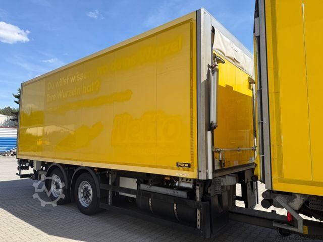 Refrigerated truck MERCEDES-BENZ 2540 LL 6x2/4 Kühlkoffer 8.2m LBW 2,5t  Carrier