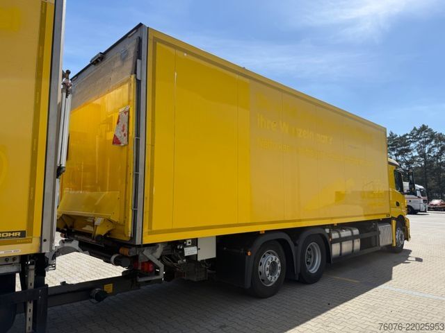 Refrigerated truck MERCEDES-BENZ 2540 LL 6x2/4 Kühlkoffer 8.2m LBW 2,5t  Carrier