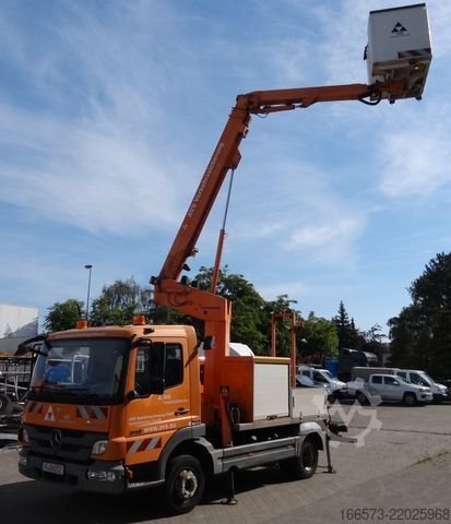 Knúinn vinnupallur á vörubíl MERCEDES-BENZ Atego 818 Ruthmann TK145 Kunststoffkorb