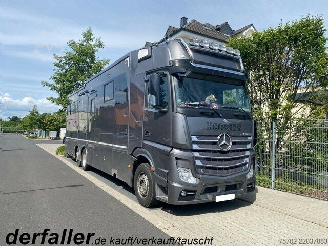 Varevogn Mercedes-Benz Actros 2551 5-6 Pferde, Popout, Automatik, WoMo