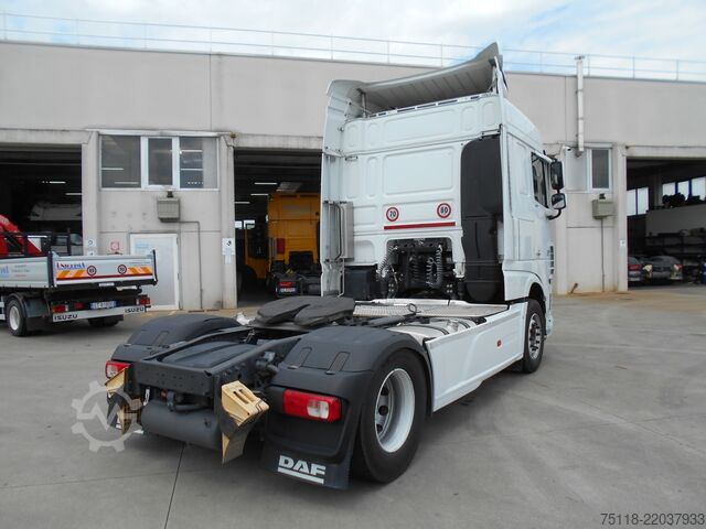 Tractora standard DAF XF 510