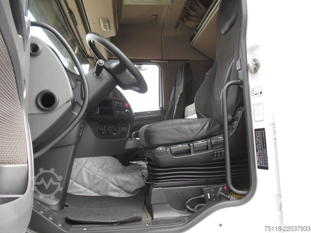 Tractora standard DAF XF 510