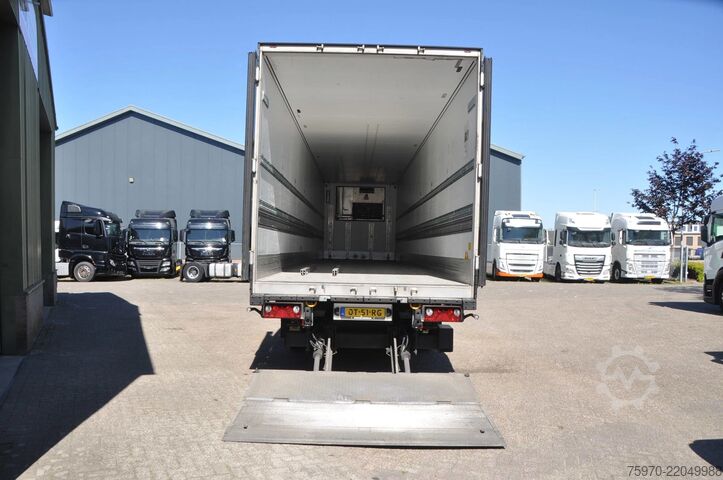 Hűtött/fagyasztott szállítás Schmitz Cargobull N/A THERMO KING SLXi 300 D/E + DHOLLANDIA