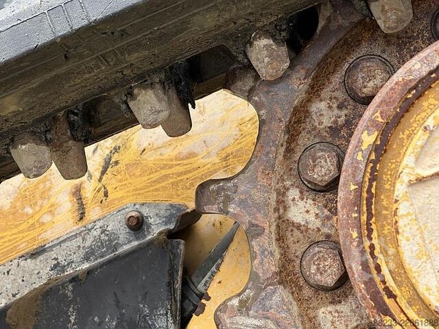 Penggali roda rantai Caterpillar 239D