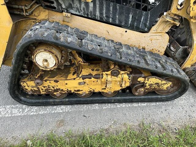 Penggali roda rantai Caterpillar 239D