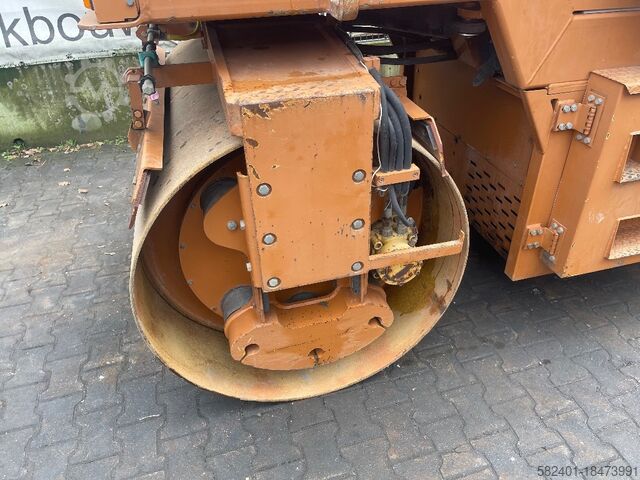 ลูกกลิ้งตีคู่ Ammann DTV 653 D