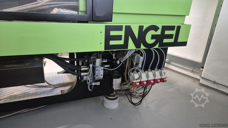 Macchina per stampaggio a iniezione ENGEL VICTORY 200/60 Power