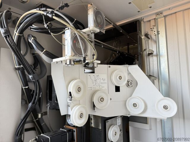 Mașină de eroziune cu fir AGIE CHARMILLES CUT 2000