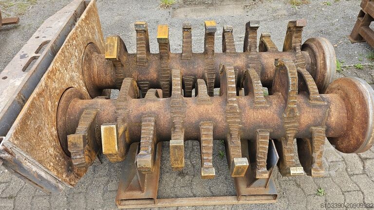 Triturador de dois eixos Arjes Impaktor