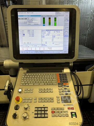 مركز التصنيع باستخدام الحاسب الآلي – 5 محاور DMG MORI DMF 360-11