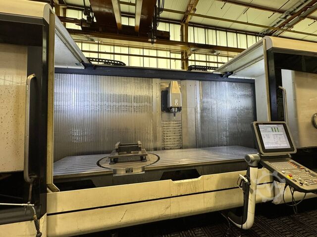 مركز التصنيع باستخدام الحاسب الآلي – 5 محاور DMG MORI DMF 360-11