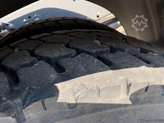 Sistem ročice s kavljem Mercedes-Benz Atego 1218 + HYVALIFT HAAKARM SYSTEEM + MANUAL