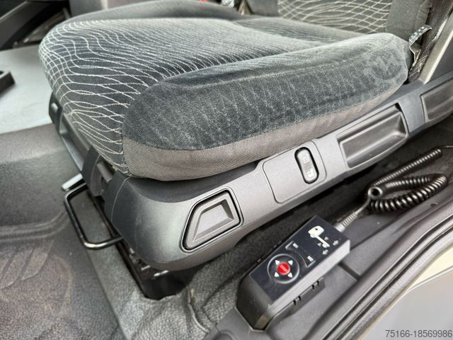 Kassevogn MERCEDES-BENZ ACTROS 1842 L Koffer 6,10 m LBW 1,5 T*AHK