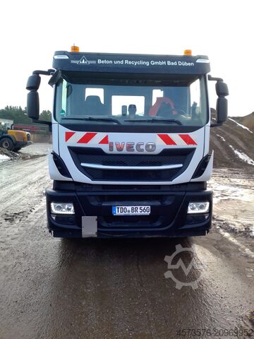 Truk jungkit Iveco AD260Y/PS