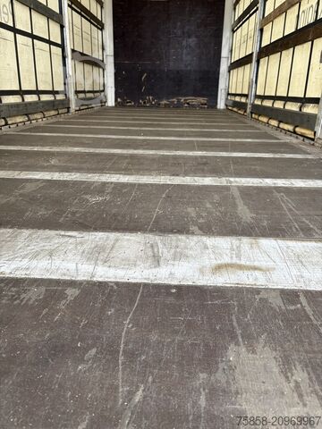 מרכב להחלפה עם ארגז משטח ויריעה Krone Jumbo 7,82m 3m hoch Hubdach + Edscha