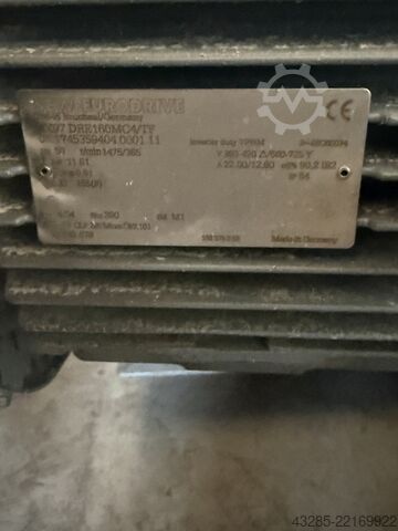 Presë për briketa DiPiu MB100