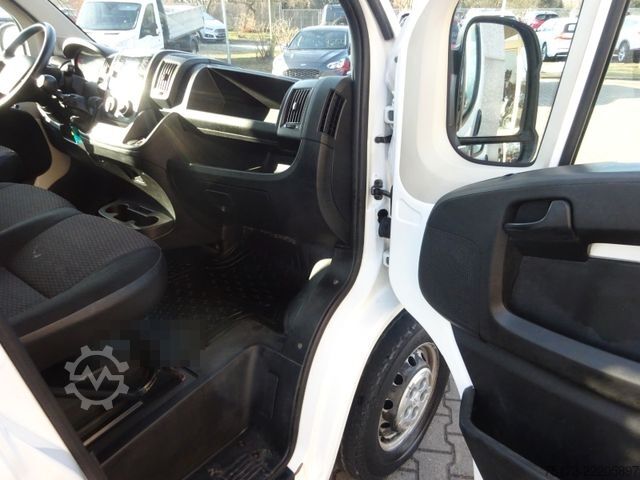 Pick-up varebil PEUGEOT Boxer 335 L3 BlueHDi 165 Pritsche