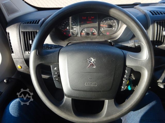 Pick-up varebil PEUGEOT Boxer 335 L3 BlueHDi 165 Pritsche