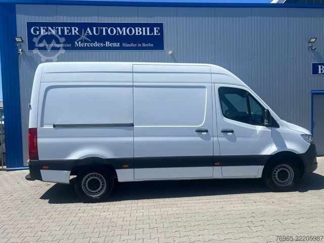 Furgoneta MERCEDES-BENZ Sprinter 315 LANG 9G-TR KLIMA KAMERA PDC MBUX