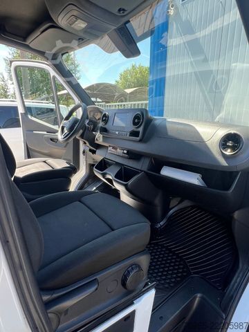 Furgoneta MERCEDES-BENZ Sprinter 315 LANG 9G-TR KLIMA KAMERA PDC MBUX